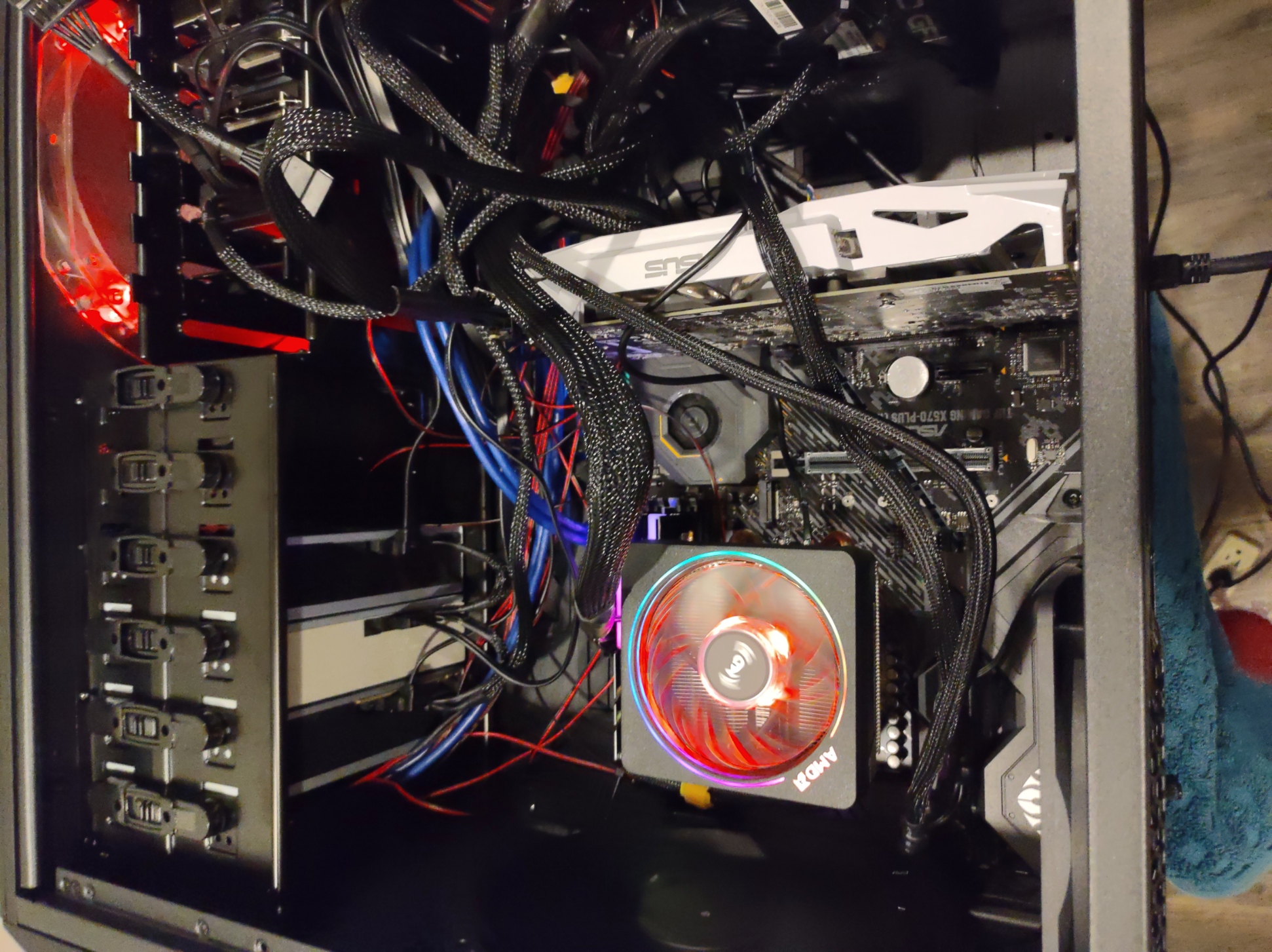 Image of amd2.jpg
